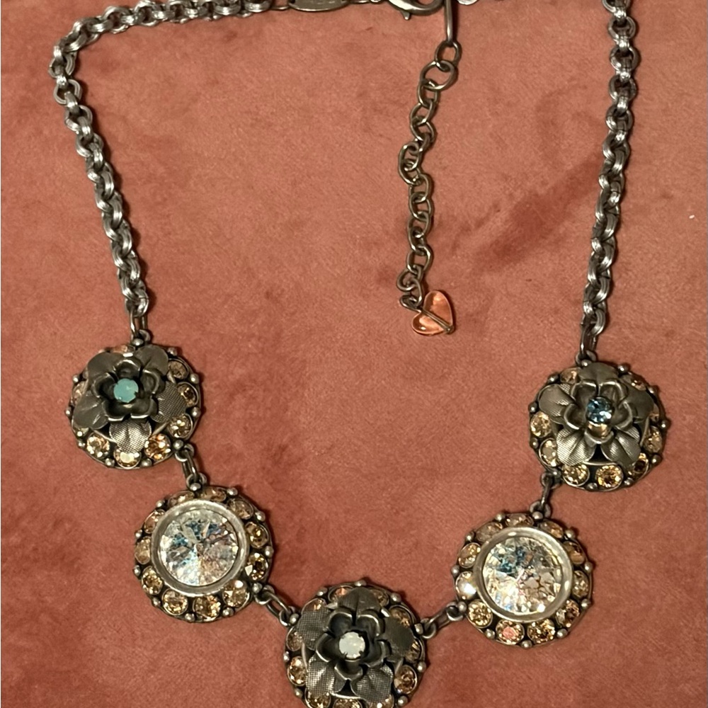 Sabika Anniversary Choker